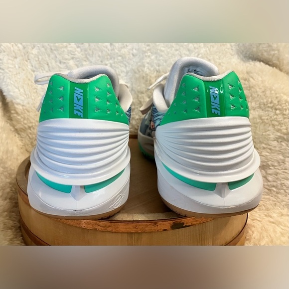 Size 18-EUC Nike Air Zoom G.T. Cut 2 Green Blue Sneakers DJ6015-403 Mens Size 18 main image 10